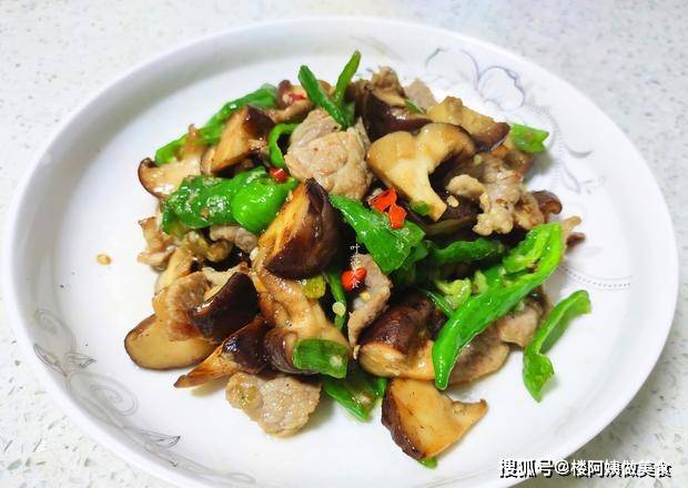 瘦肉豆腐炒香菇，美味营养，家常菜肴新选择