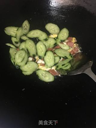 青瓜鸡蛋火腿木耳的做法