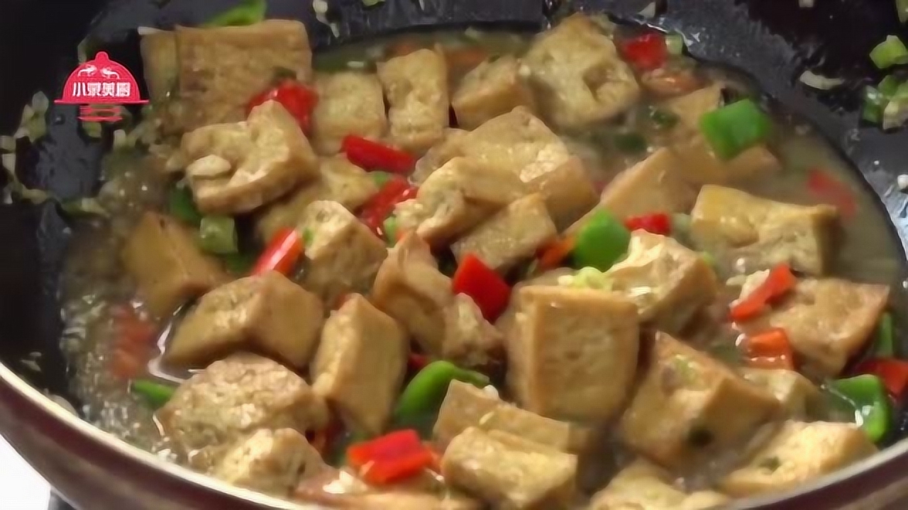 小酥丸子豆腐，家常美食中的美味与营养
