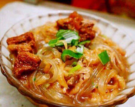 酸菜炸鱼块汤，酸爽开胃，温暖一冬的鲜美佳肴