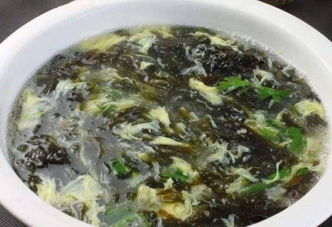 番茄豆腐紫菜蛋汤，一碗温暖身心的家常美味