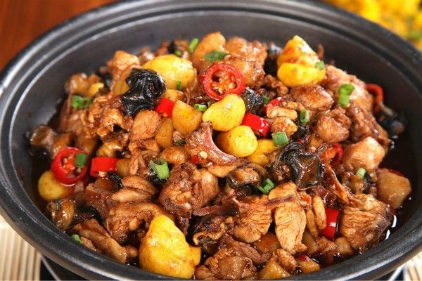 干锅板栗鸡的做法