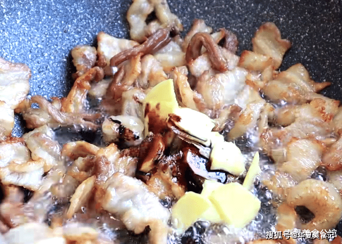 水煮鱼肉，鲜香四溢的家常美味