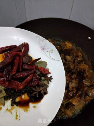 豆腐烧牛肉盖饭的做法