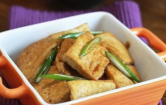 风眼豆腐，传统美食的现代魅力与制作秘诀