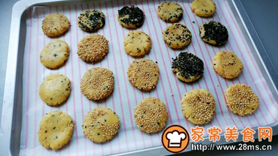鸡蛋芝麻酥的做法