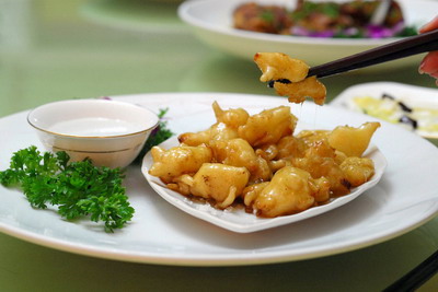 油炸蓝旗奶豆腐，传统美食的魅力与家常做法解析