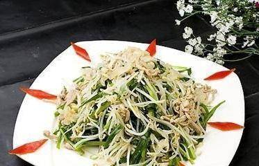 豆芽韭菜豆腐片，家常美食的健康新吃法