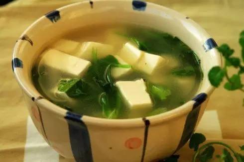 腌雪菜炖豆腐，家常美味，营养健康一步到位