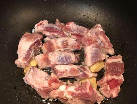 排骨的家常做法不炒糖