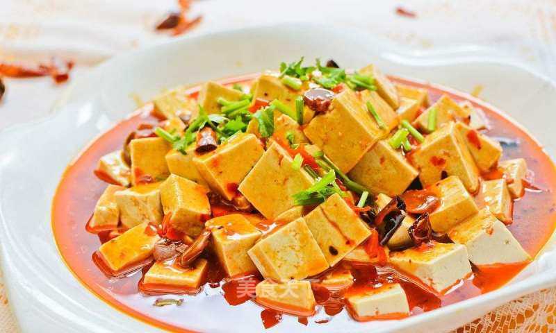 美食探寻，胡椒饼与麻婆豆腐的魅力对决