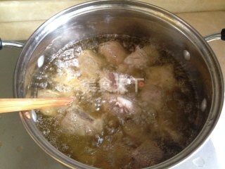 红糖烧排骨的做法