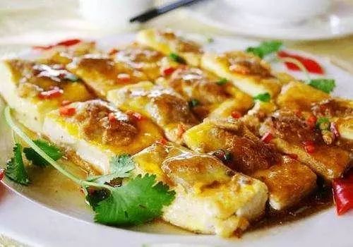 客家鱼酿豆腐，传统美食的魅力与家常做法解析