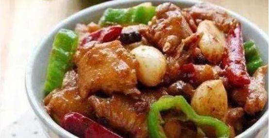 豆腐煲小电锅，轻松打造家常美味，营养又便捷