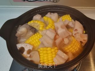 排骨炖藕简单的做法视频