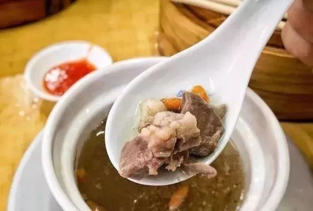 醇香滋补的秘诀，自制美味奶汤全攻略