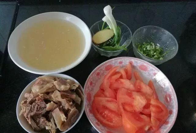 家庭版牛肉汤做法