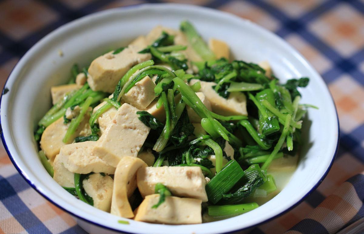 豆腐菠菜烩菜，健康美味，营养满分的一碗好菜