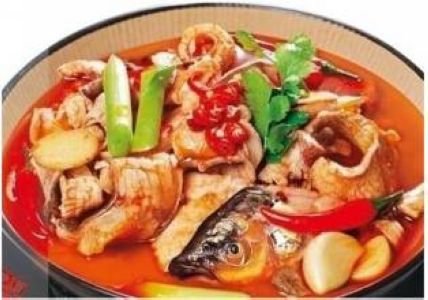 炖烟鱼，传统美食的现代魅力与家常做法解析