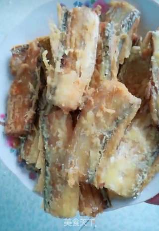 炸塘角鱼的做法大全