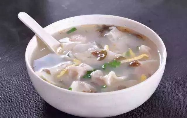馄饨皮拌豆腐，家常美食的全新尝试
