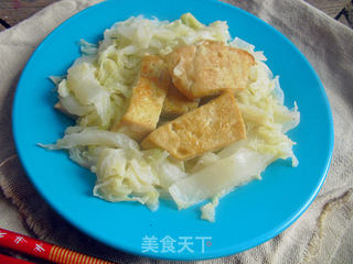 腊肉熬白菜豆腐，家常美食的温暖味道