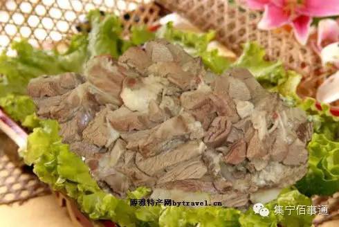 正宗蒙古手把肉，肉质鲜美，传统烹饪，地道风味体验