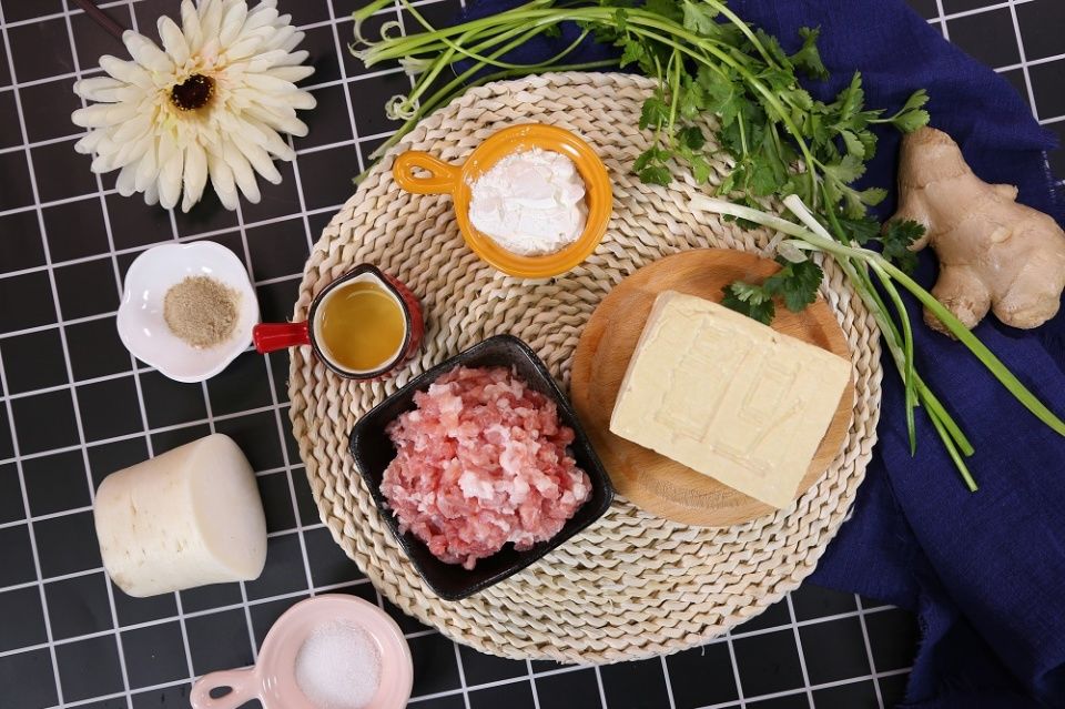 白玉豆腐丸子的魅力，口感滑嫩，营养满分，家常做法详解
