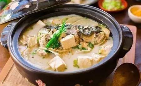 肉末豆腐猪血煲，家常美食的健康升级
