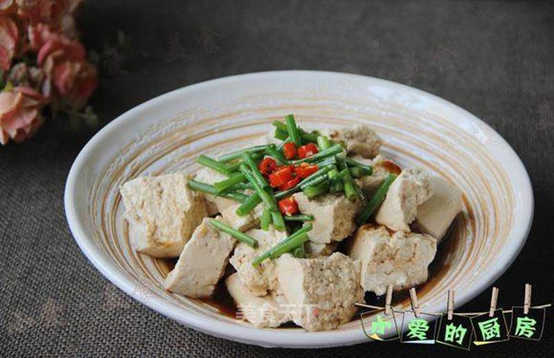 老豆腐炖羊肠，温暖心灵的美食佳肴