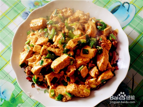 炸鱼条炖豆腐，美味与营养的双重享受