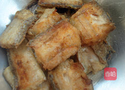 带鱼炖豆腐鸡蛋汤的做法