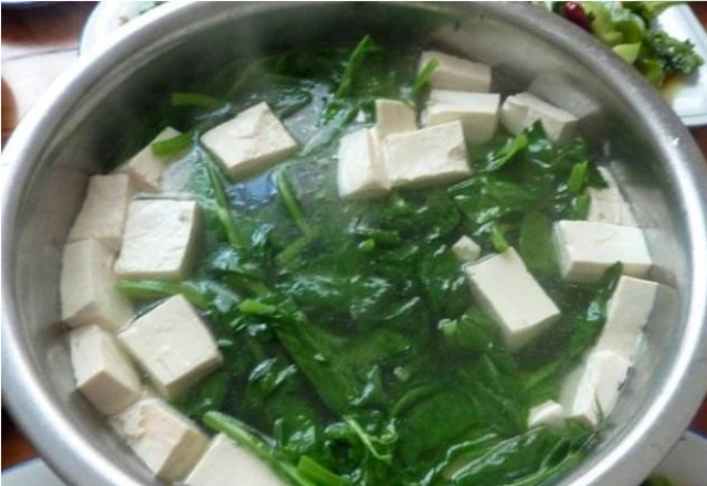 虎皮豆腐菠菜，美味与营养的双重盛宴