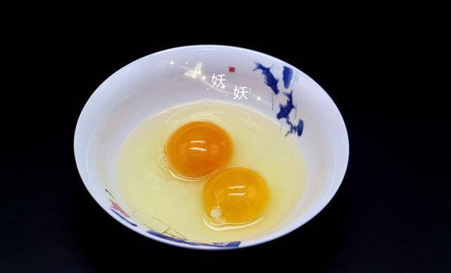 鸡蛋煎蛋果冻的做法