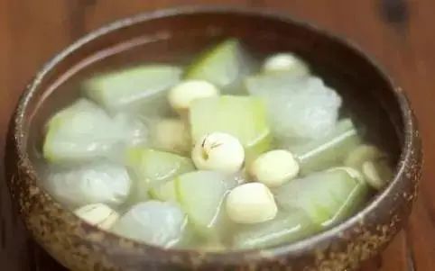 冻豆腐冬瓜煲，冬日里的温暖养生佳品