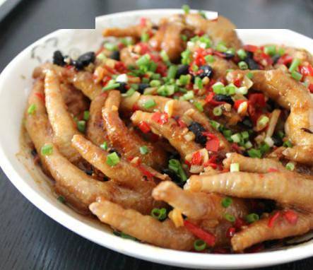 豆腐炒鸡爪，美味家常菜，营养又滋补的绝佳搭配