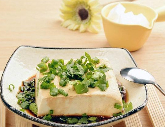 乐陵豆腐箱子，传统美食的魅力与家常做法解析