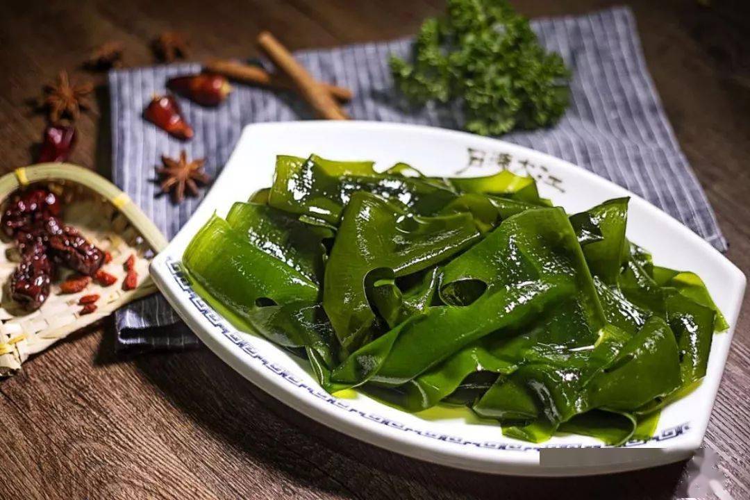 麻辣海带豆腐，家常美食的全新风味体验