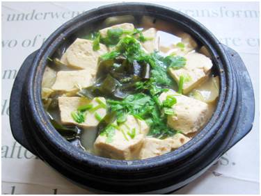 家常美味，菜豆炖海带豆腐，营养丰富的素食佳肴