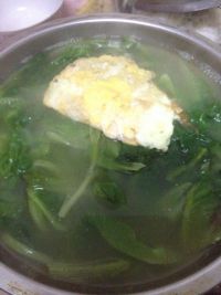 黄磊鸡蛋生菜汤做法