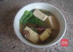黄磊鸡蛋生菜汤做法