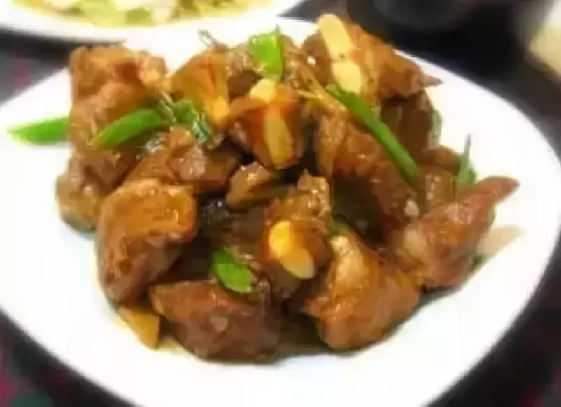 辣椒姜炒排骨的做法