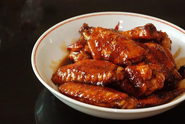 鸡翅可乐豆腐的做法