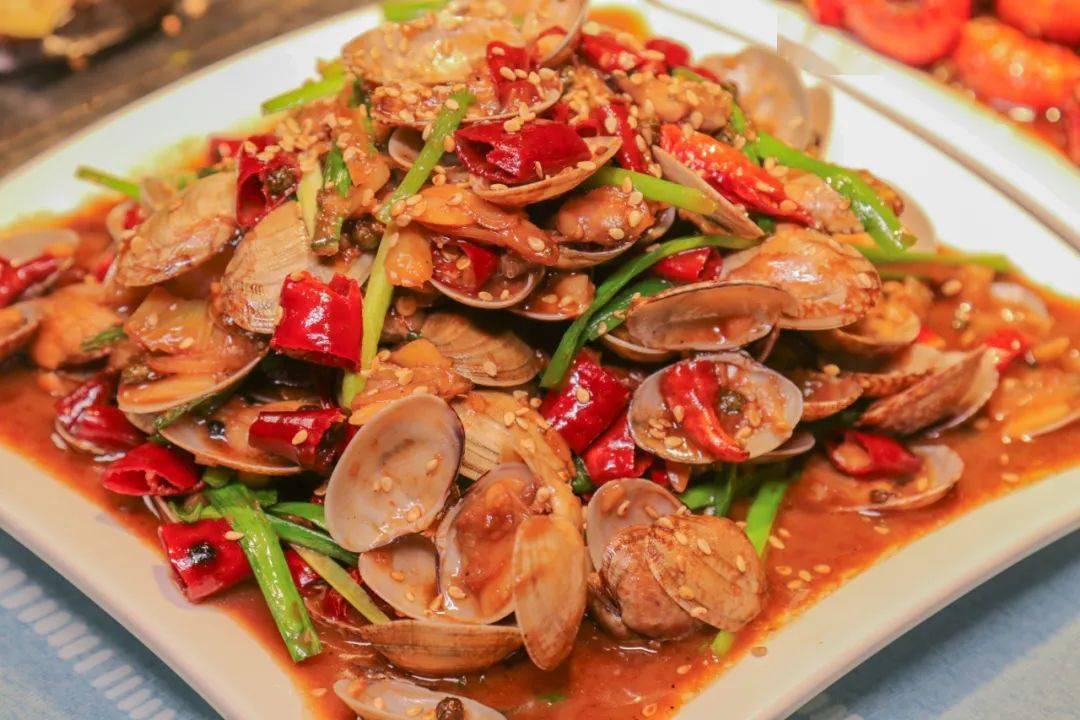 烧烤爆炒虾尾，解锁海鲜美食新境界