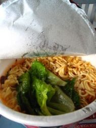 鸡蛋奶粉泡面的做法大全