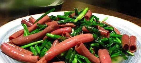 家常美味，韭菜炒豆腐丝，营养均衡的素食佳肴