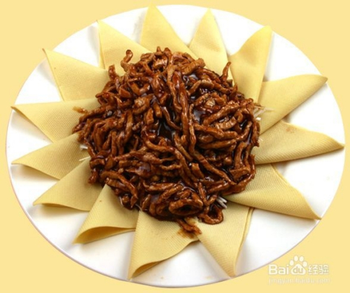 东北熏酱的秘密，传统风味与家常做法解析
