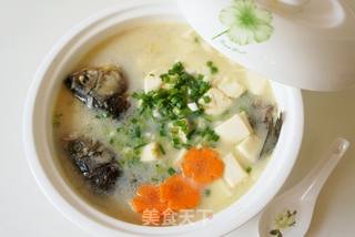 鱼肥豆腐汤，鲜美滋补的家常美食