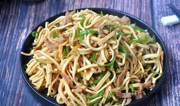 香板豆腐丝，家常美味，营养满分，轻松入门的做法指南