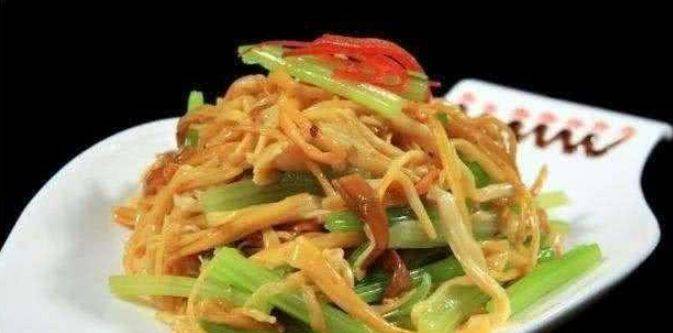 麻辣鸡爪豆腐鸭血的做法